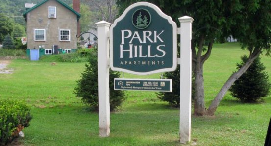 park hills sign.jpg